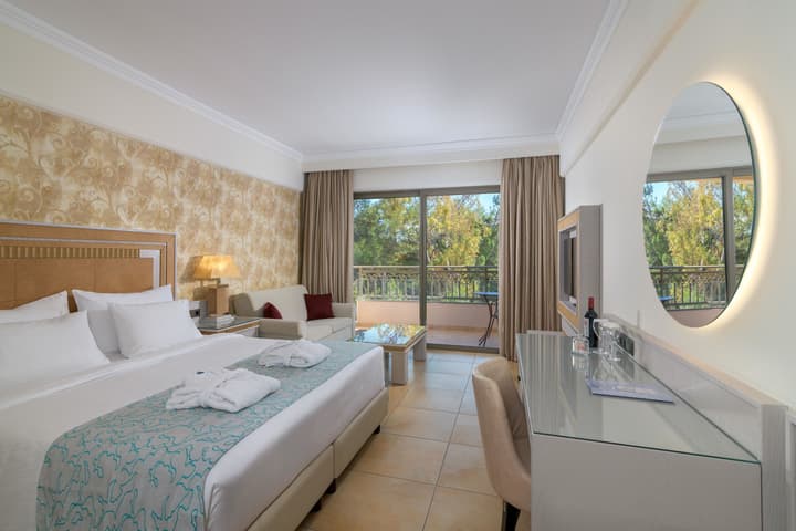 La Marquise Luxury Resort Complex