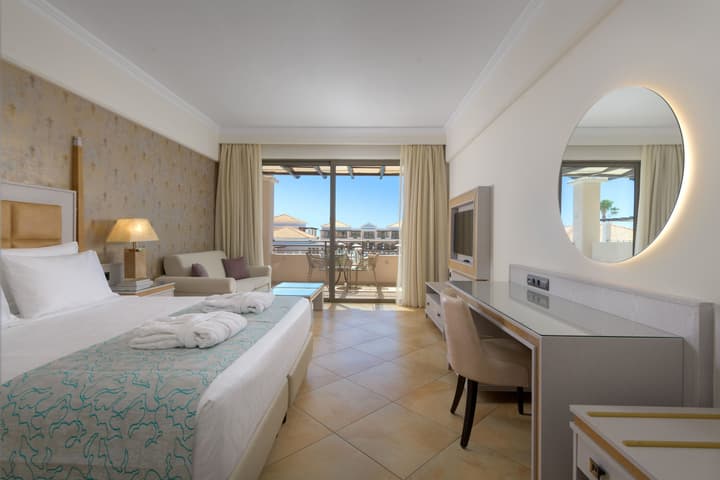 La Marquise Luxury Resort Complex