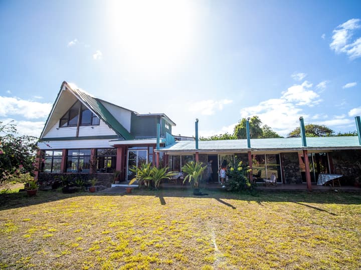 Tupa Hotel