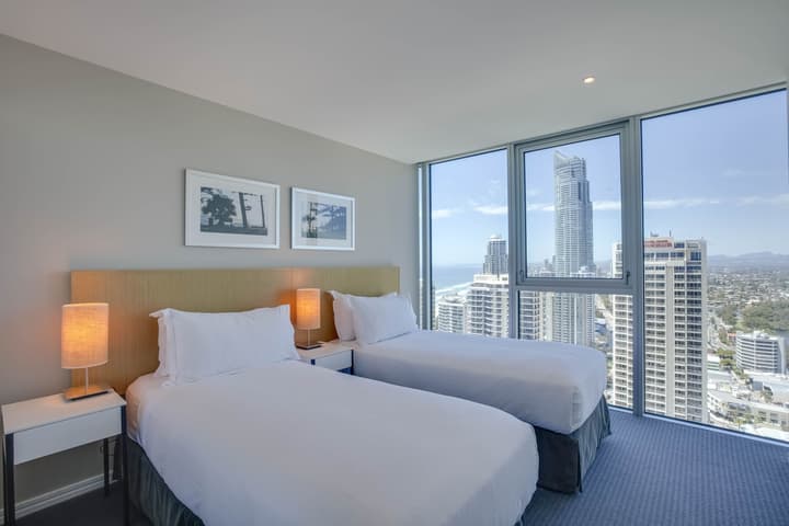 Hilton Surfers Paradise Hotel & Residences