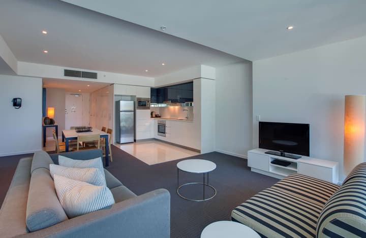 Hilton Surfers Paradise Hotel & Residences