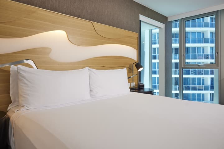 Hilton Surfers Paradise Hotel & Residences