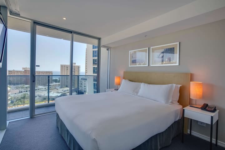 Hilton Surfers Paradise Hotel & Residences