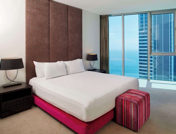 Hilton Surfers Paradise Hotel & Residences
