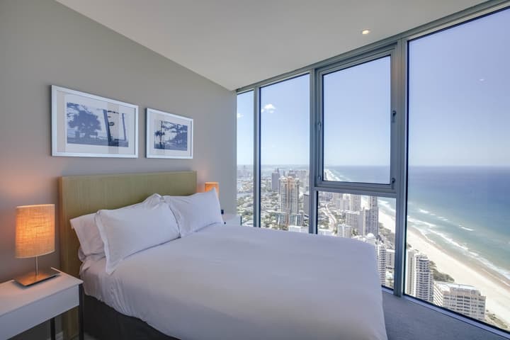 Hilton Surfers Paradise Hotel & Residences