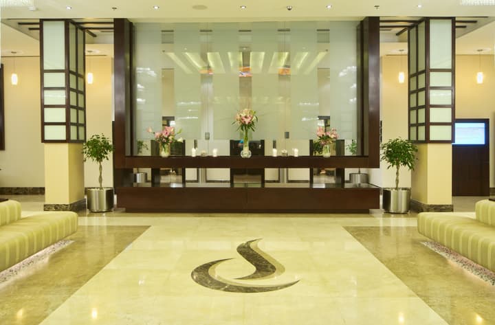 City Seasons Hotel Muscat