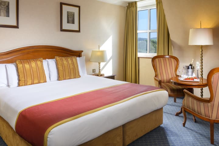 Killarney Avenue Hotel
