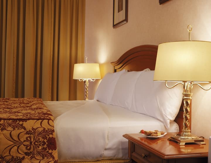 Killarney Avenue Hotel
