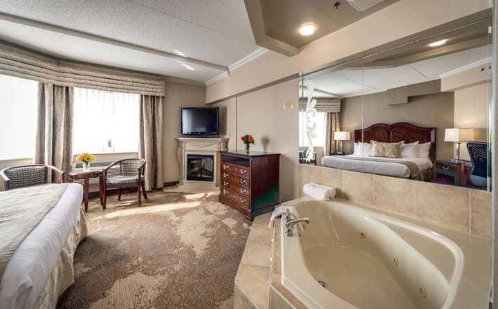Monte Carlo Inn & Suites Downtown Markham