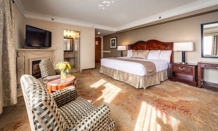 Monte Carlo Inn & Suites Downtown Markham