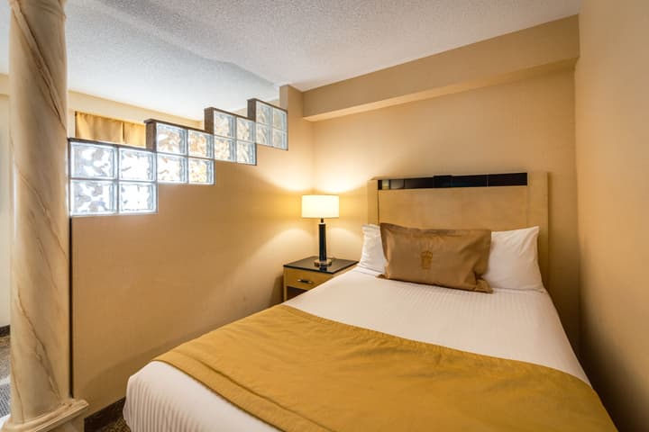 Monte Carlo Inn & Suites Downtown Markham