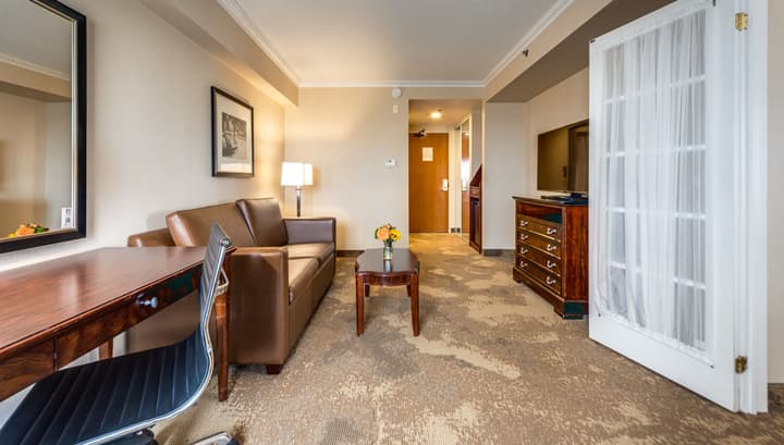 Monte Carlo Inn & Suites Downtown Markham