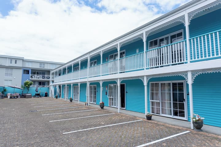 Albert Number 6 Motel
