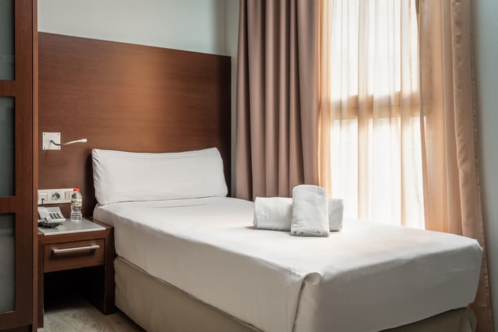 Hotel Madanis Liceo