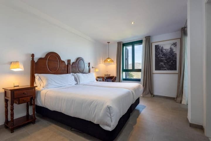 TUGASA Hotel Arco de la Villa