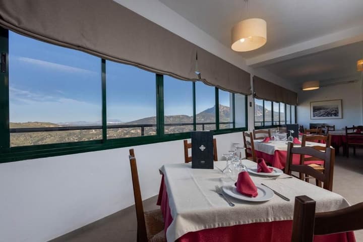 TUGASA Hotel Arco de la Villa