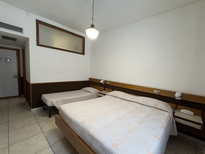 Hotel Holidays