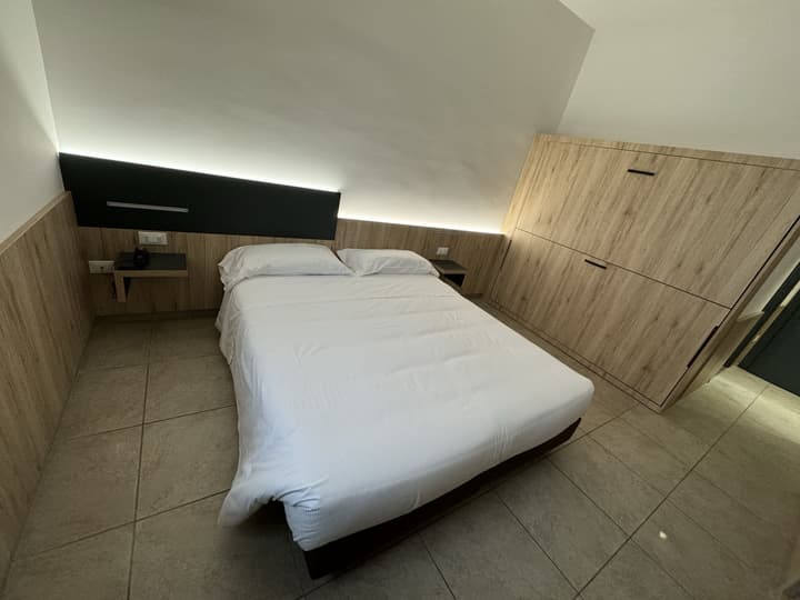 Hotel Holidays