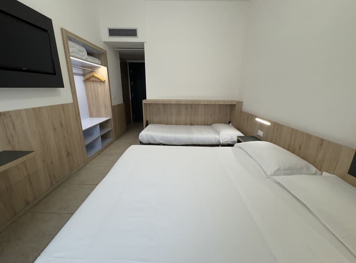 Hotel Holidays