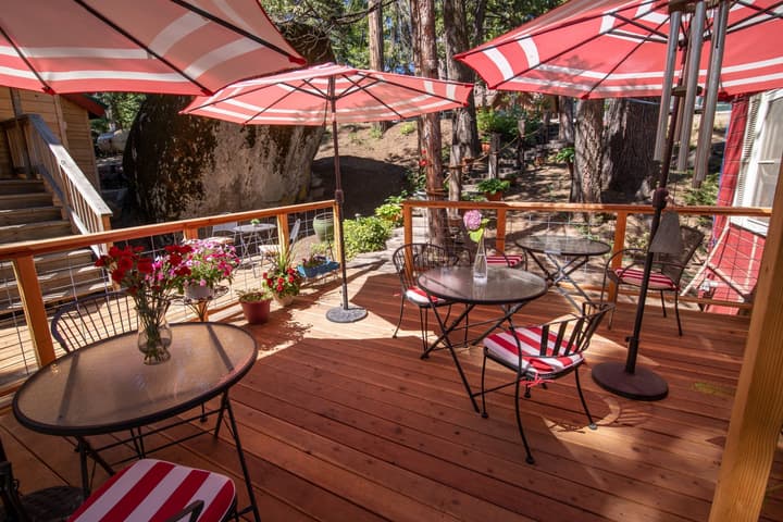 Elliott House Boutique Inn