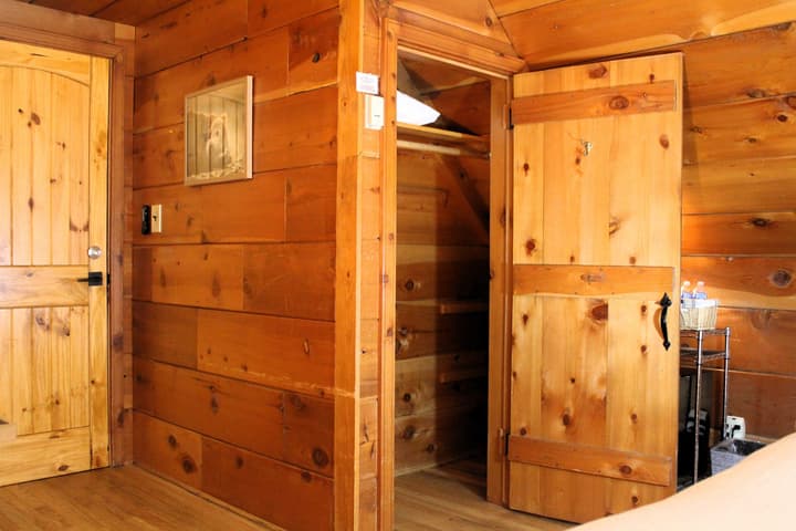 Elliott House Boutique Inn