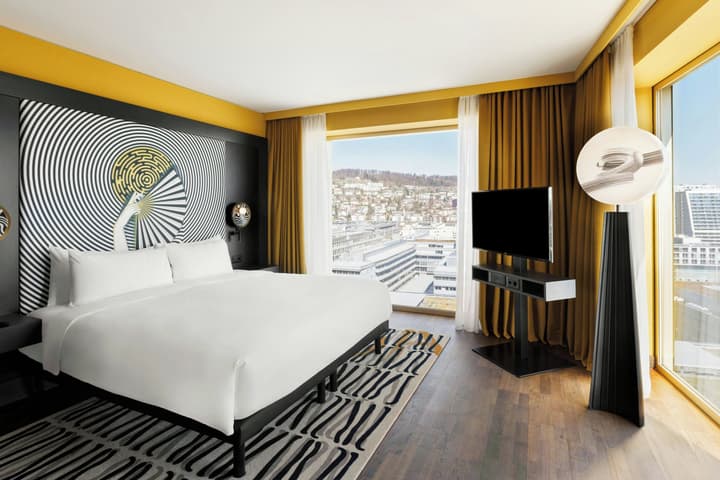 Renaissance Zürich Tower Hotel