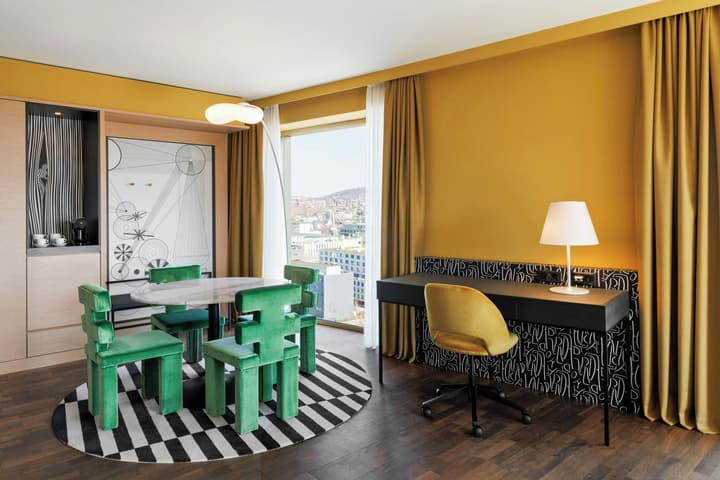 Renaissance Zürich Tower Hotel