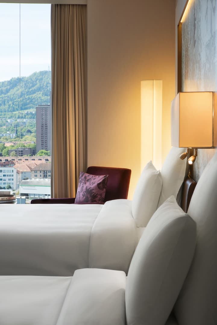 Renaissance Zürich Tower Hotel
