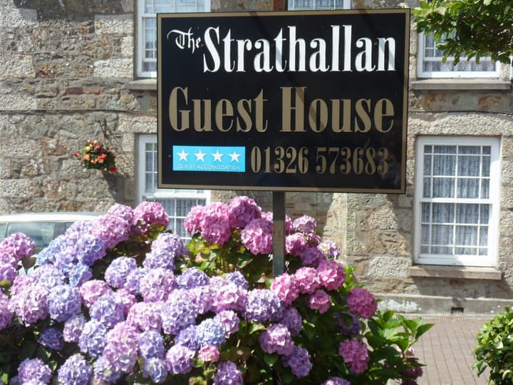 Strathallan Guest House