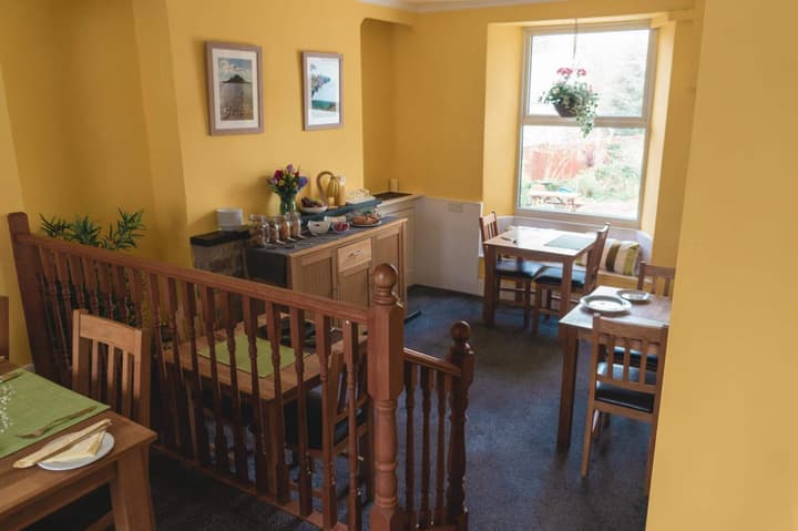 Strathallan Guest House