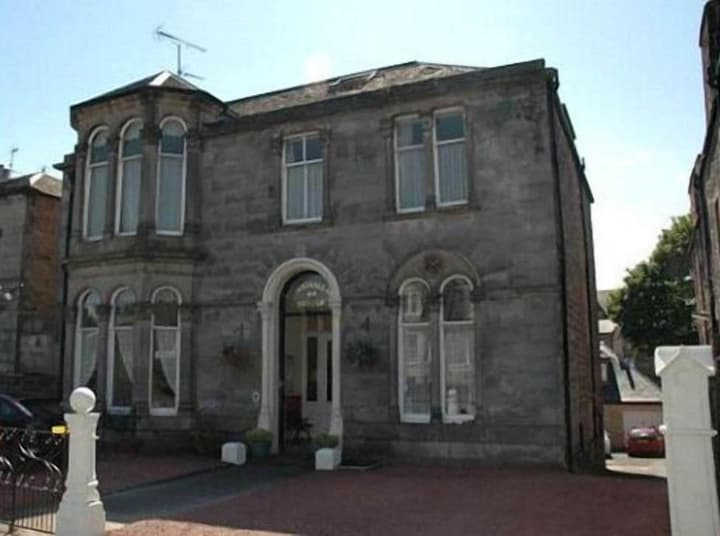 Strathallan Guest House
