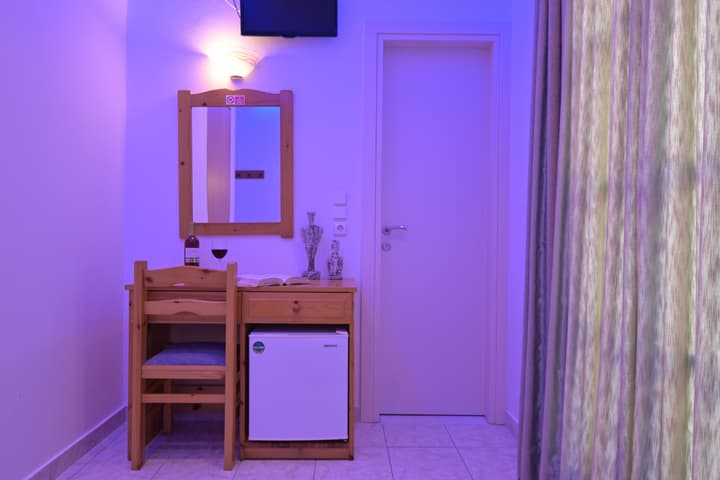 Zeus Hotel