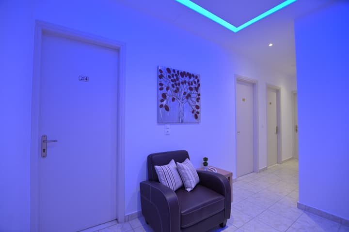 Zeus Hotel