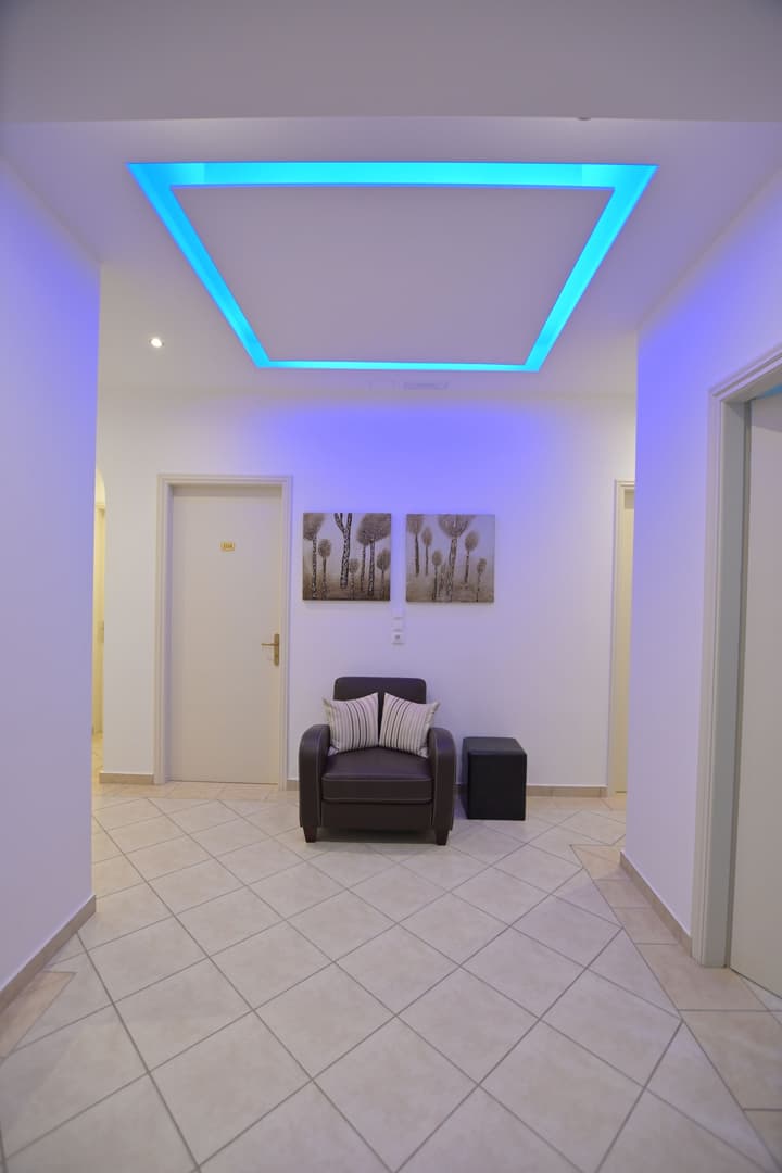 Zeus Hotel