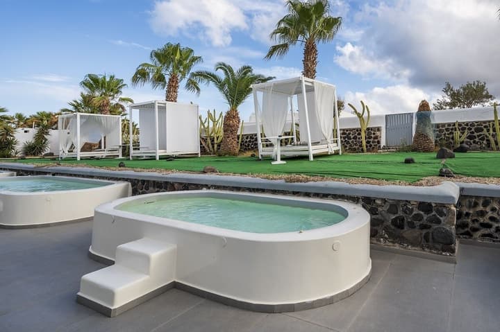 Smy Mediterranean White Santorini