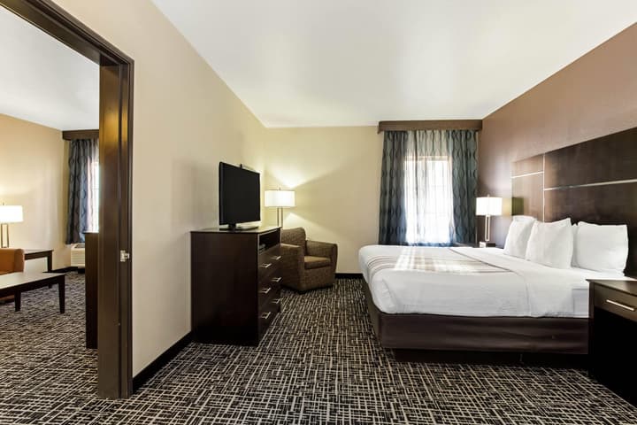 La Quinta Inn & Suites by Wyndham Denver Gateway Park