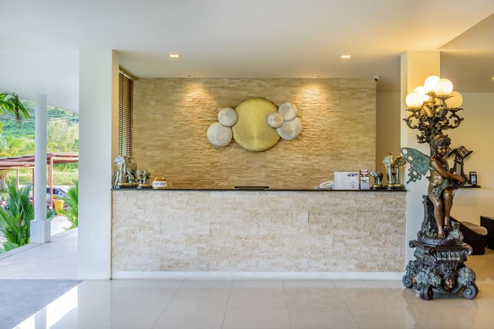L'esprit de Naiyang Beach Resort