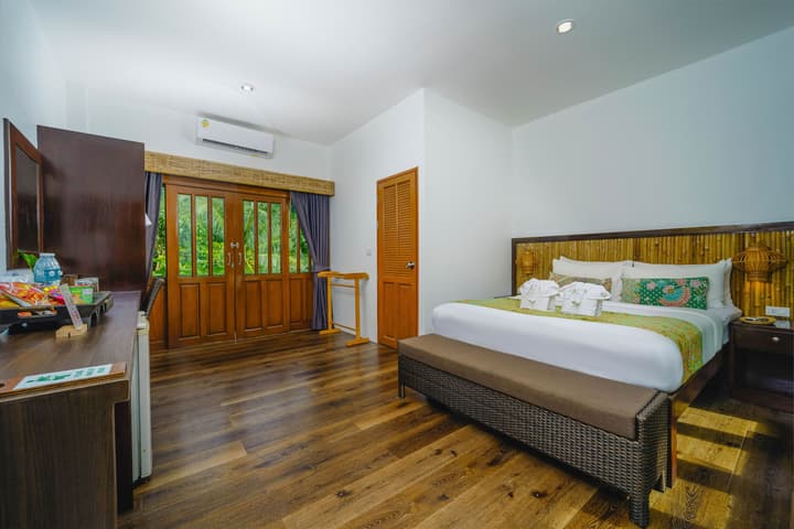Railay Phutawan Resort
