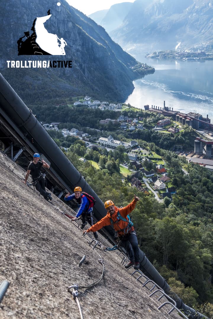 Trolltunga Hotel