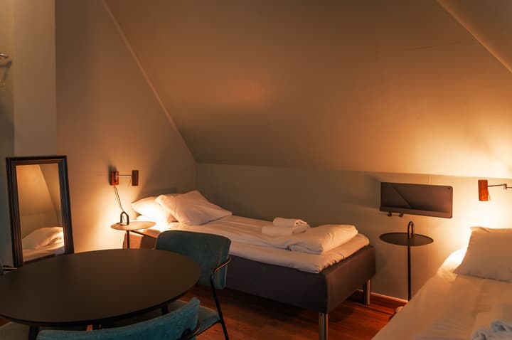 Trolltunga Hotel