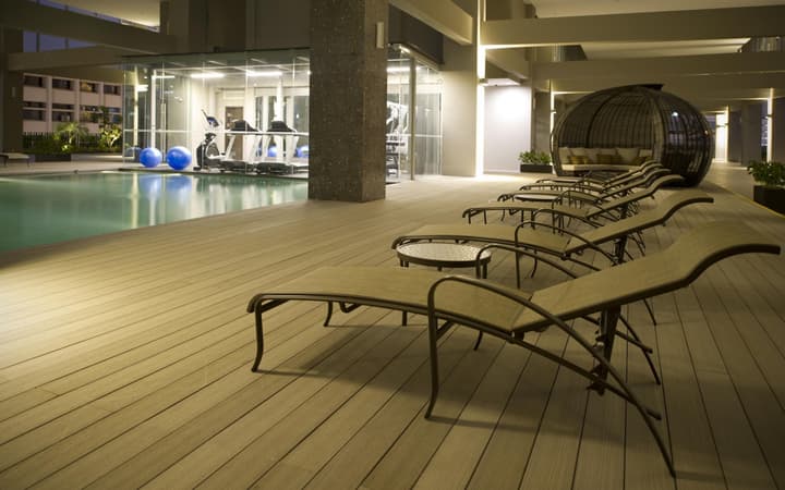 V Hotel Lavender