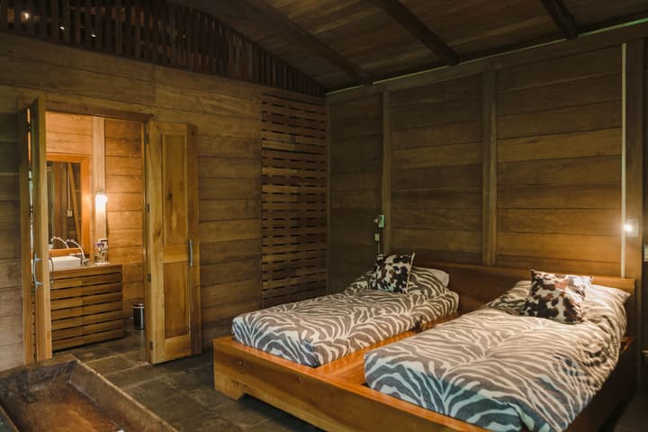 Hamadryade Lodge