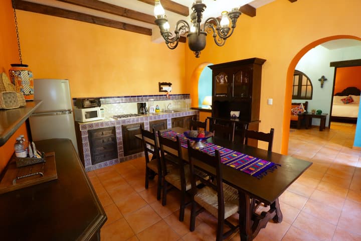 Casa Mia Suites