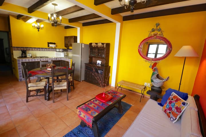 Casa Mia Suites