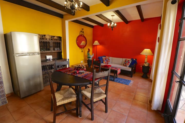 Casa Mia Suites