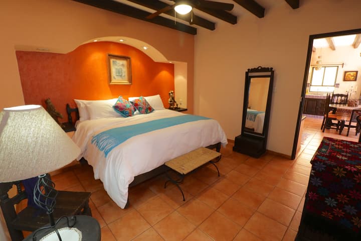 Casa Mia Suites