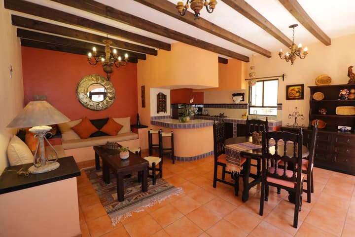 Casa Mia Suites