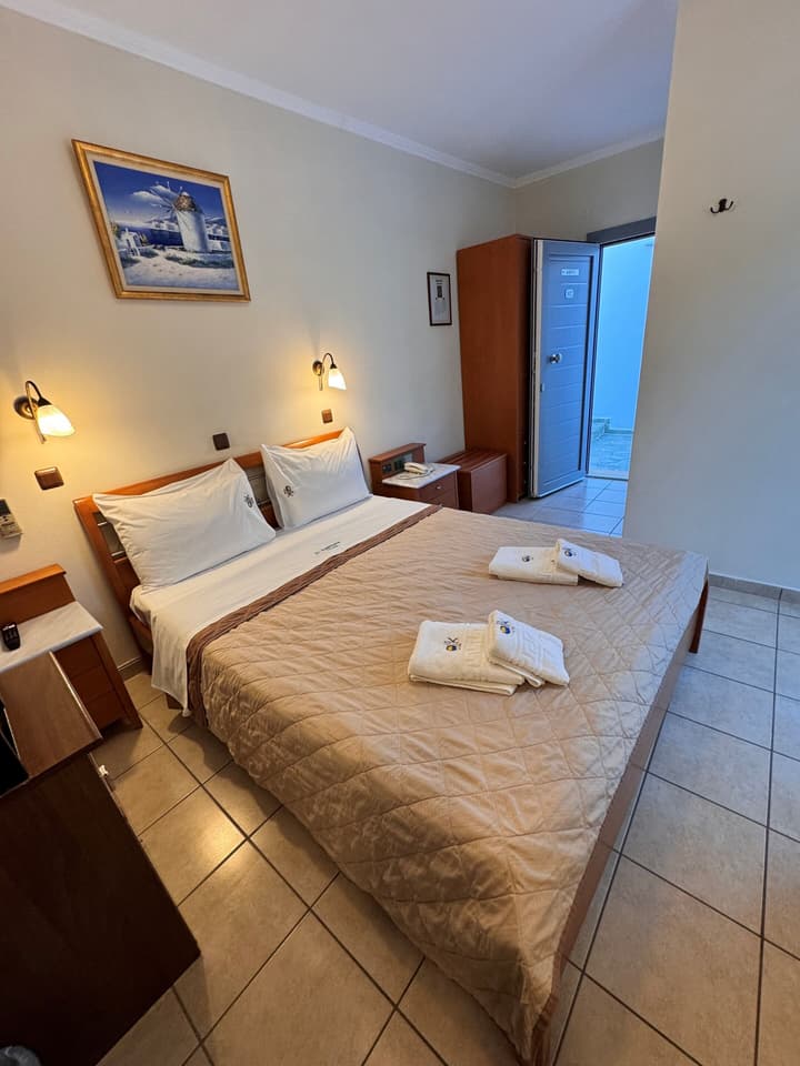 ALK HOTEL™