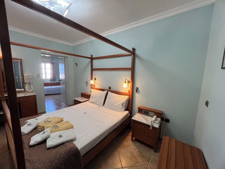 ALK HOTEL™