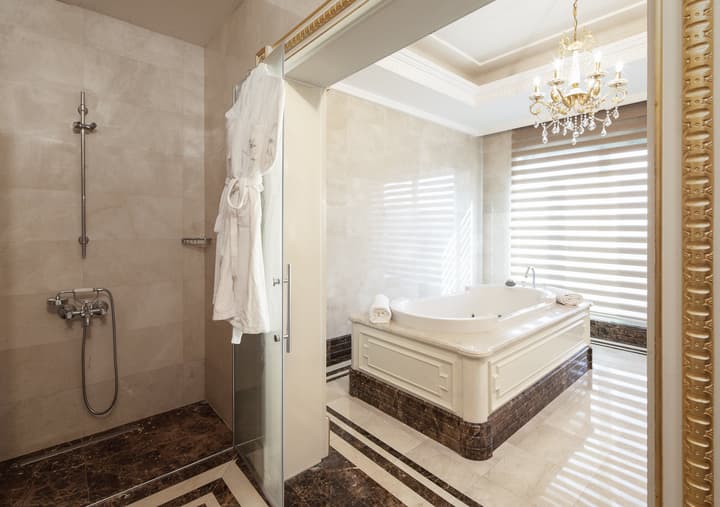 Crowne Plaza Hotel Istanbul - Asia by IHG
